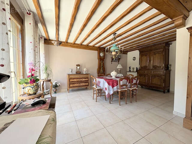 Maison à CAMPAGNOLLES