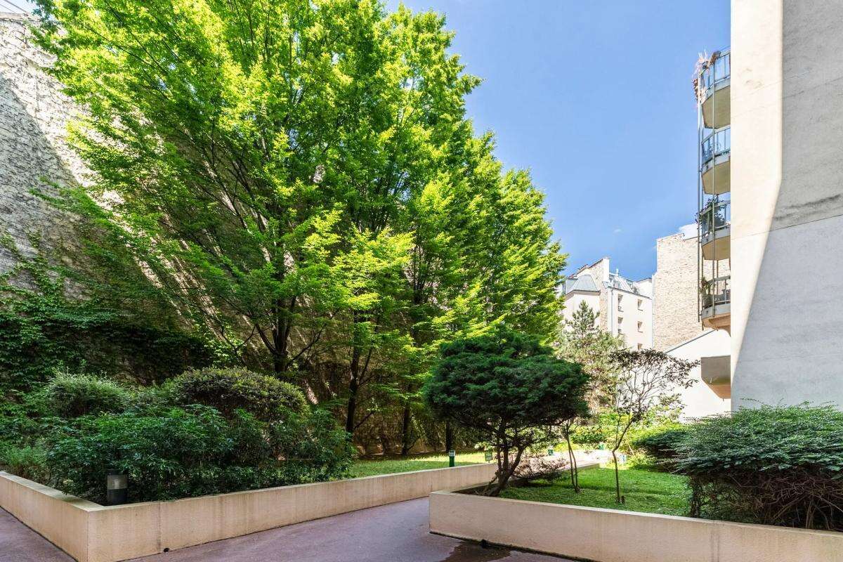 Appartement à PARIS-10E