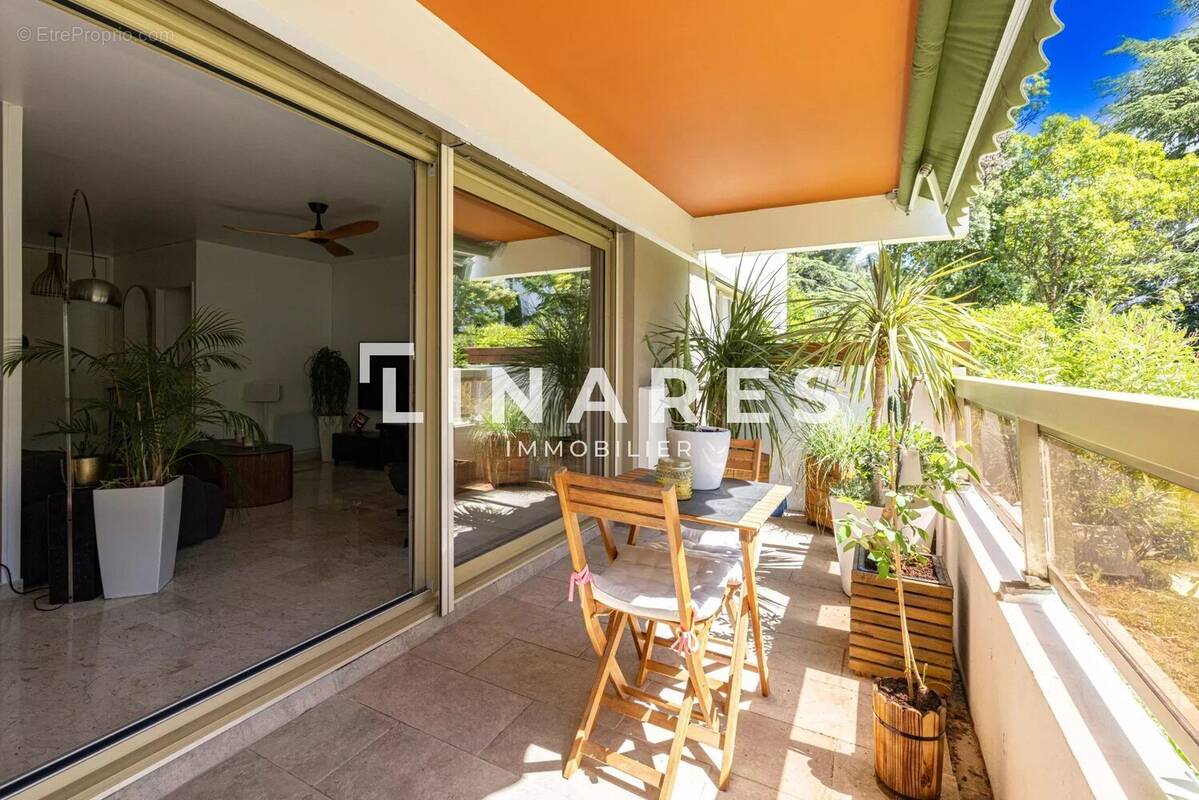 Appartement à MARSEILLE-9E
