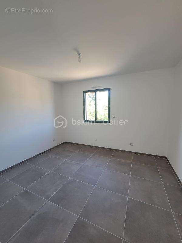 Maison à VILLENEUVE-LES-AVIGNON