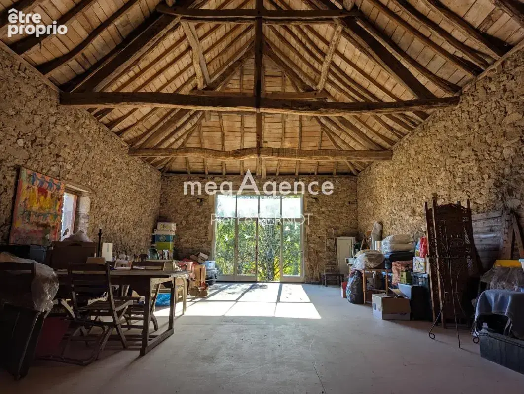 Charmante propriété en pierre avec Gîte et dépendance - photo 7