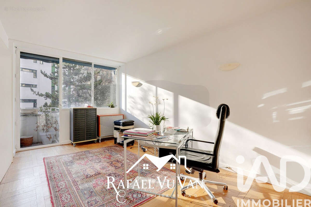 Photo 9 - Appartement à PARIS-16E