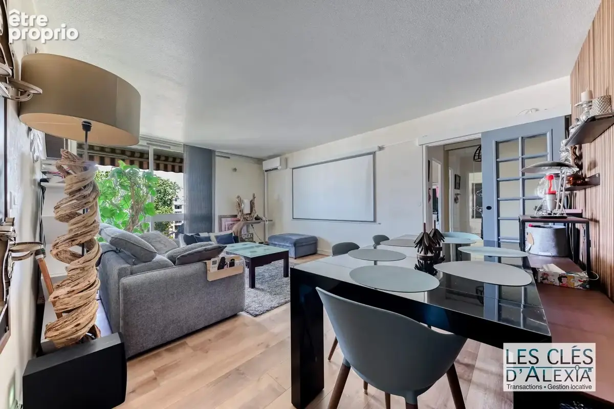 Superbe appartement familial rénové avec balcon filant – Résidence de standing avec parc & tennis - photo 4