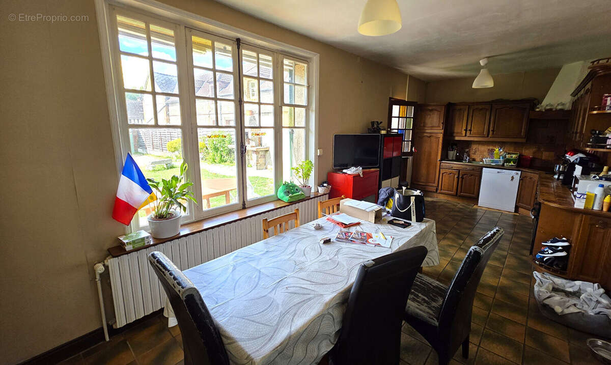 Maison à ANDE