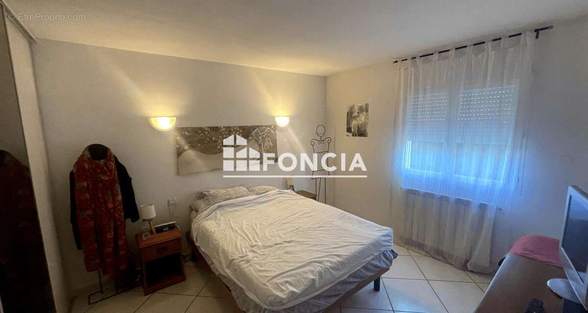 Appartement à SAINT-JUERY