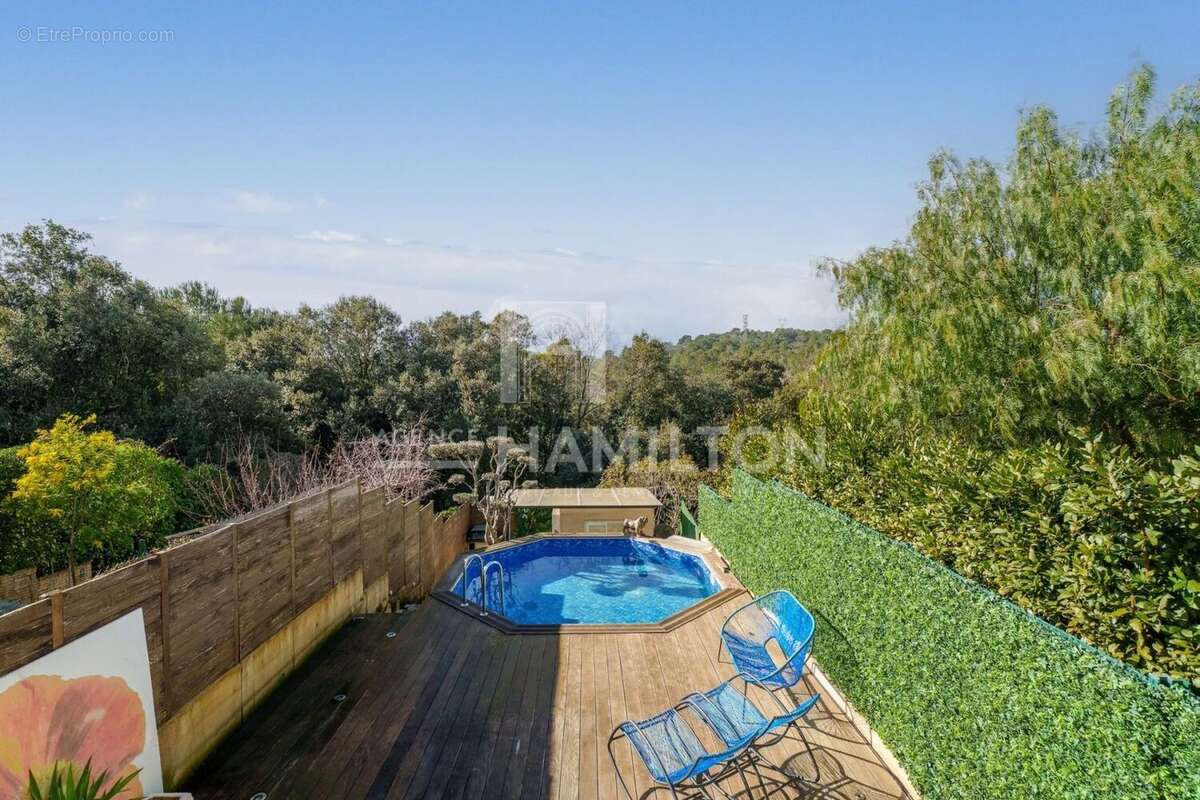 Appartement à VALBONNE