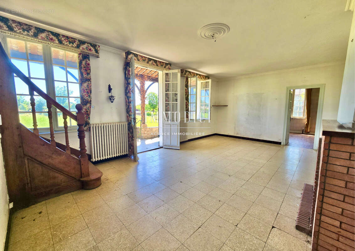 Maison à SAINT-DIDIER-SUR-CHALARONNE