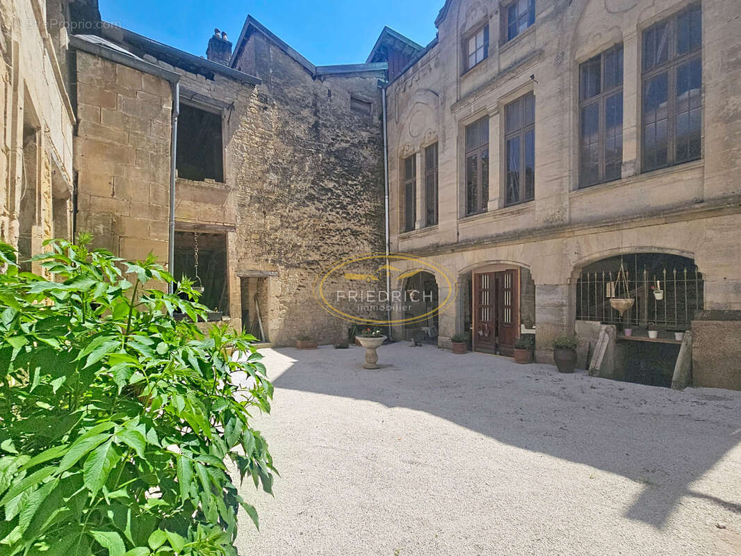 Maison à JOINVILLE