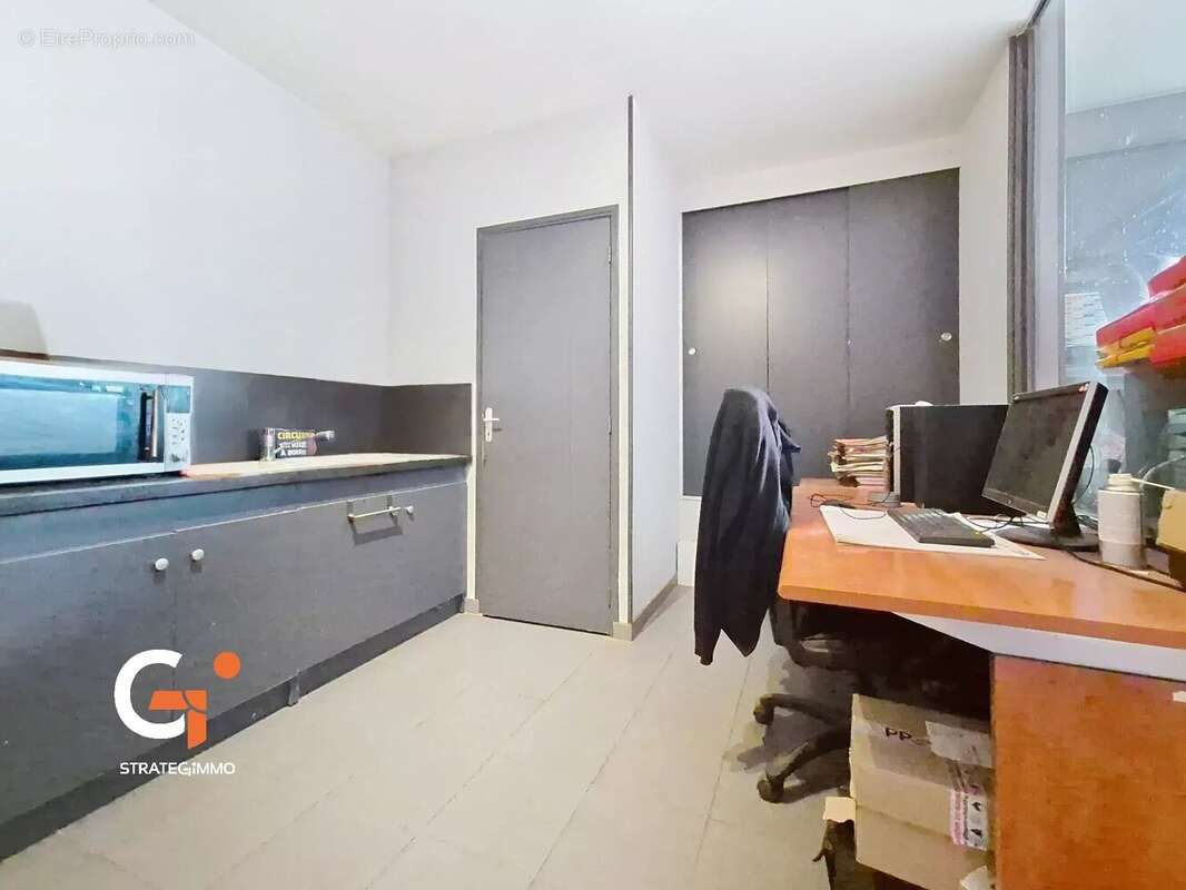 Commerce à GRAND-COURONNE