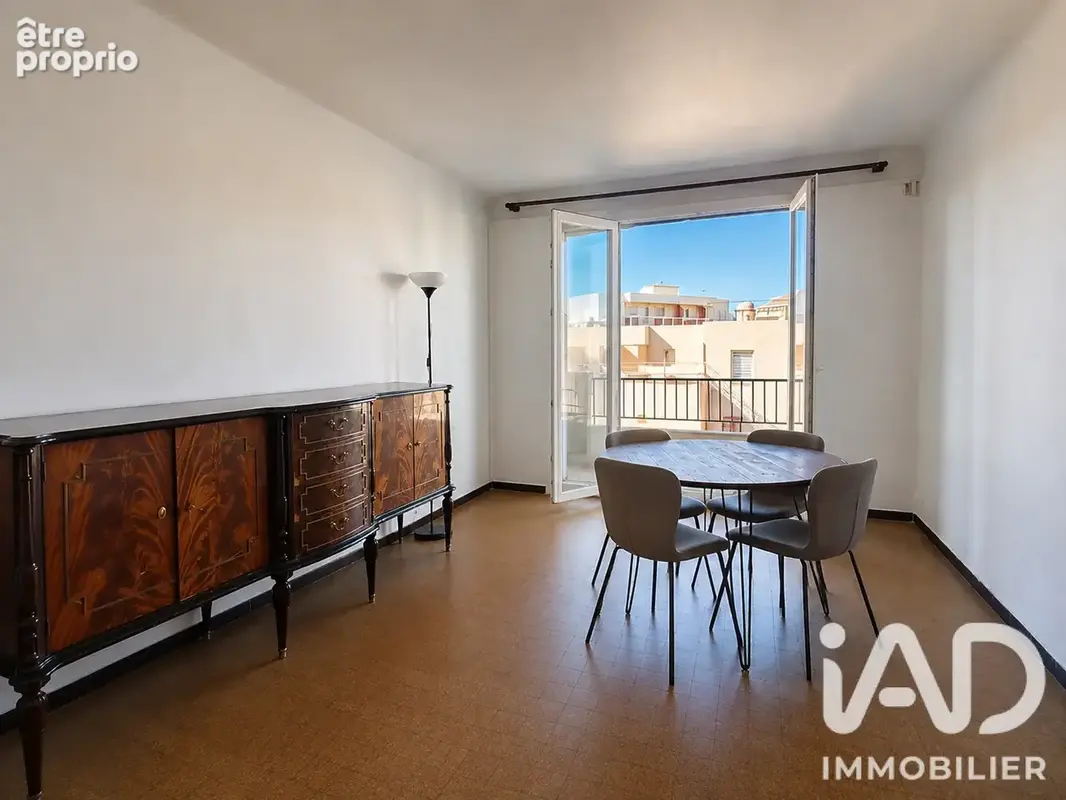 Photo 1 - Appartement à MARSEILLE-8E