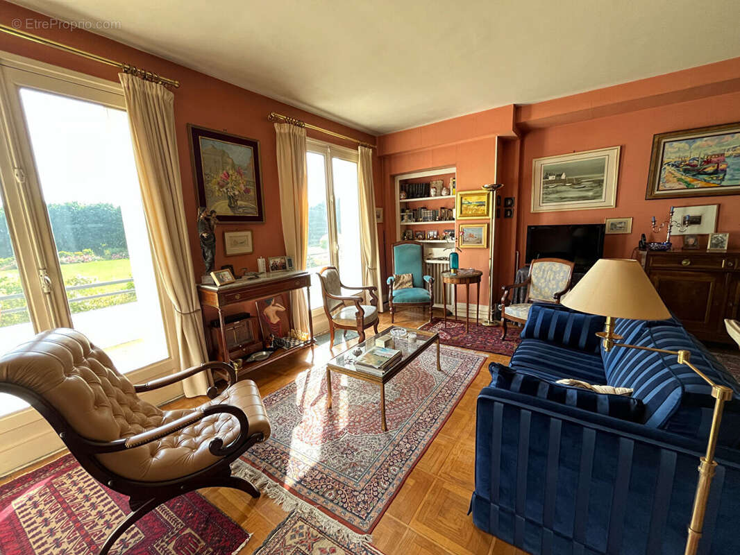 Appartement à SAINT-CLOUD