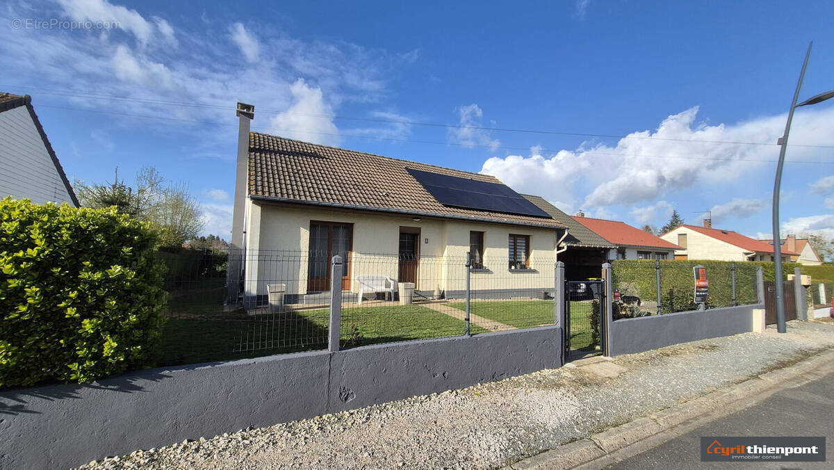 Maison à HALLENCOURT