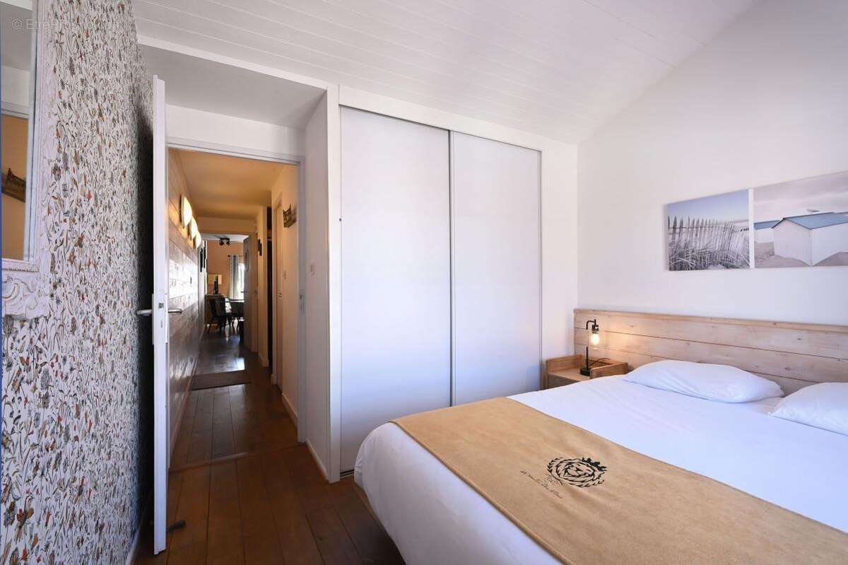 Appartement à SAINT-MARTIN-DE-RE