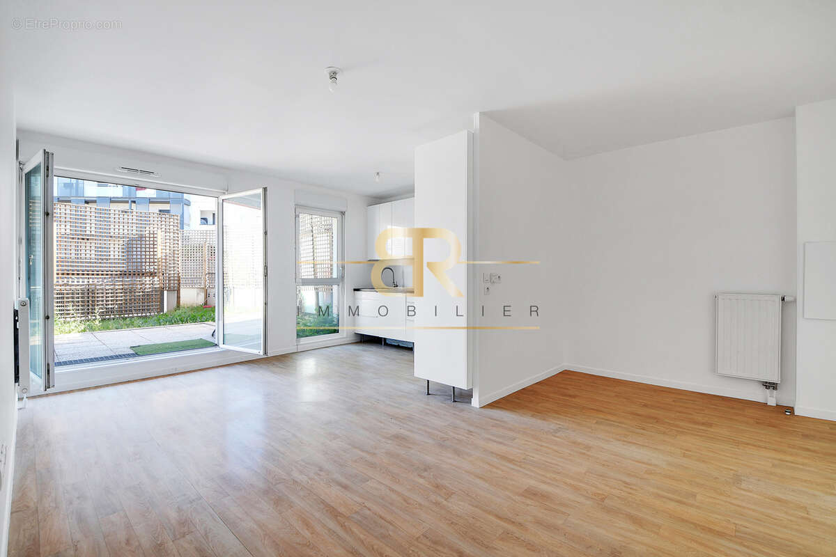 Appartement à GENNEVILLIERS