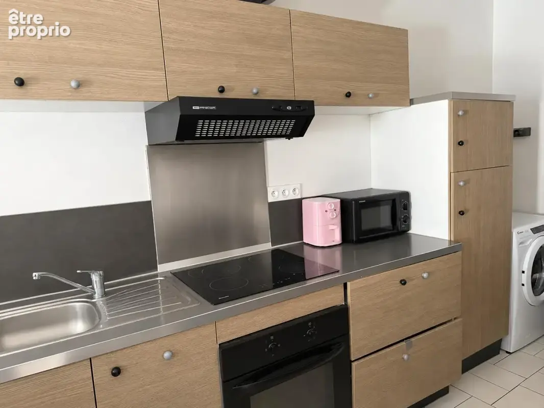 Appartement à VALERGUES