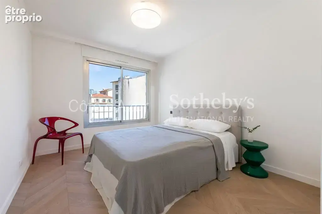 Nice Carré d’Or, appartement 3 pièces rénové avec terrasse boulevard Victor Hugo - photo 15