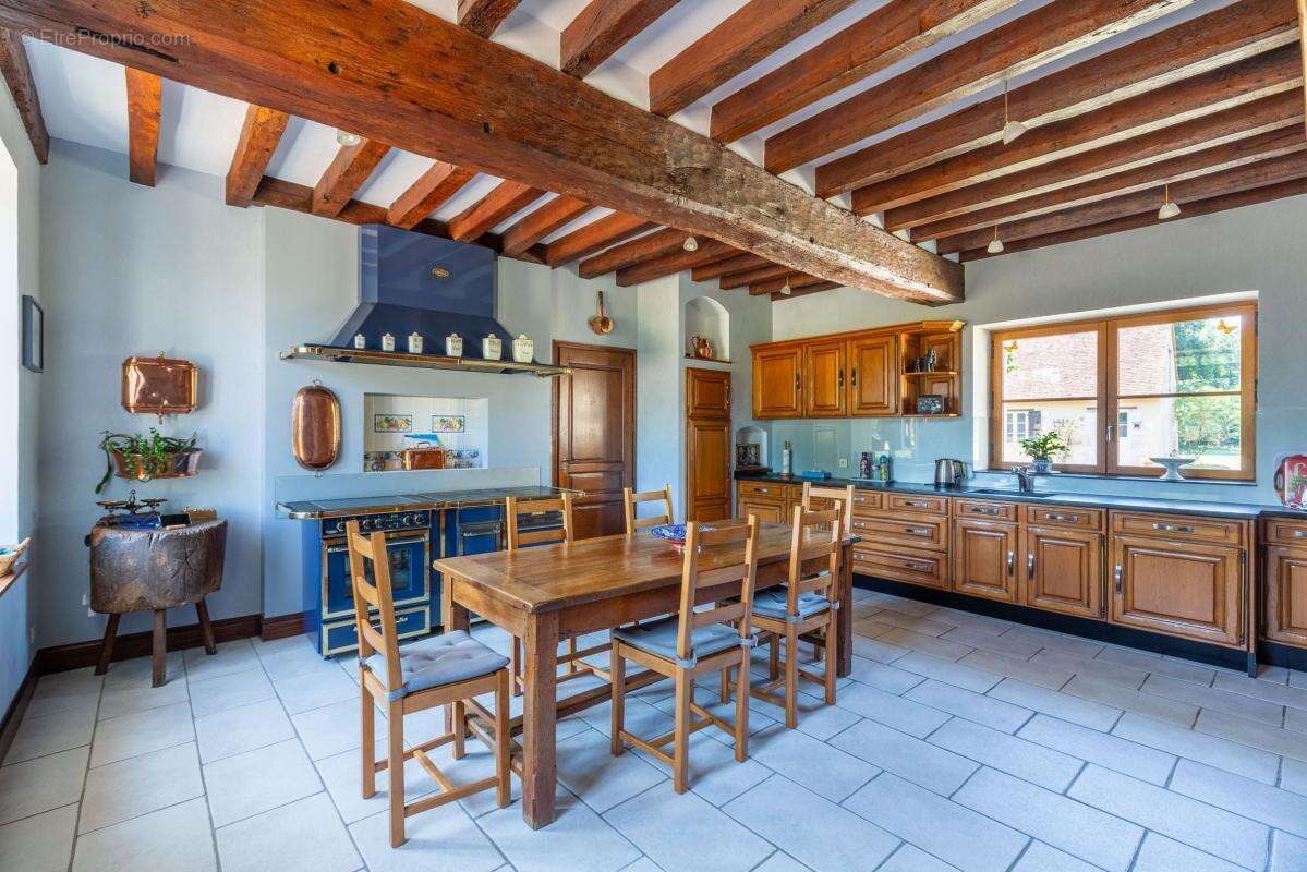 Maison à COUDDES