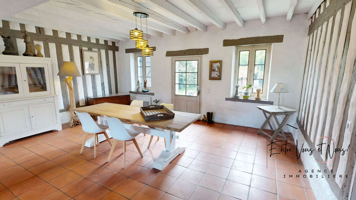 Maison à LUXEY