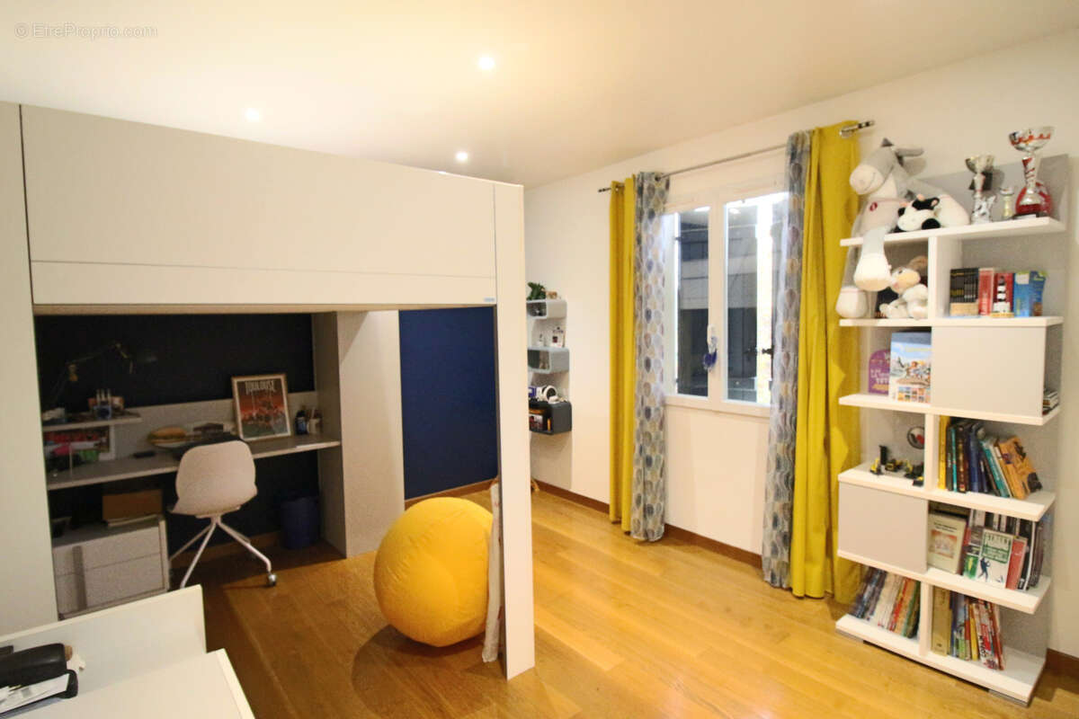 Maison à PUY-L&#039;EVEQUE