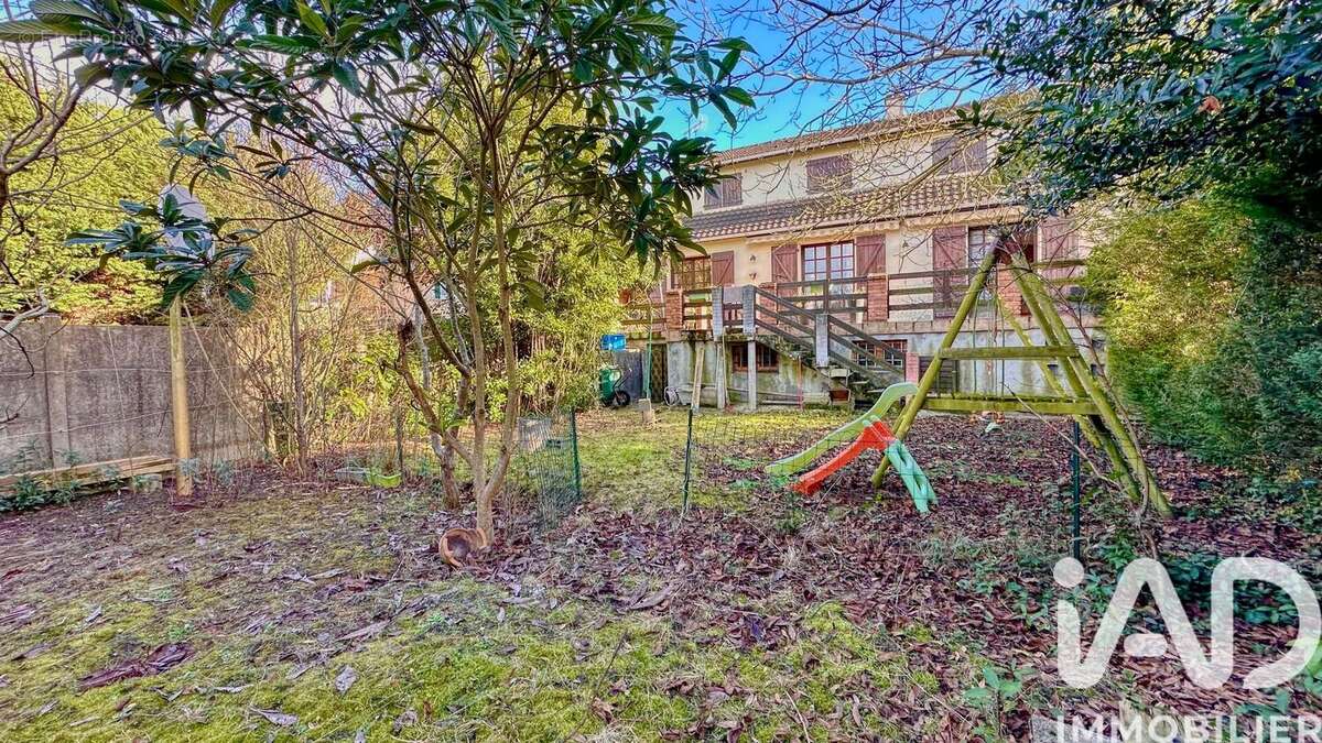 Photo 2 - Maison à TRAPPES