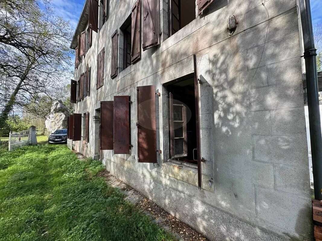 Maison à SAINT-LAURENT-DE-NESTE