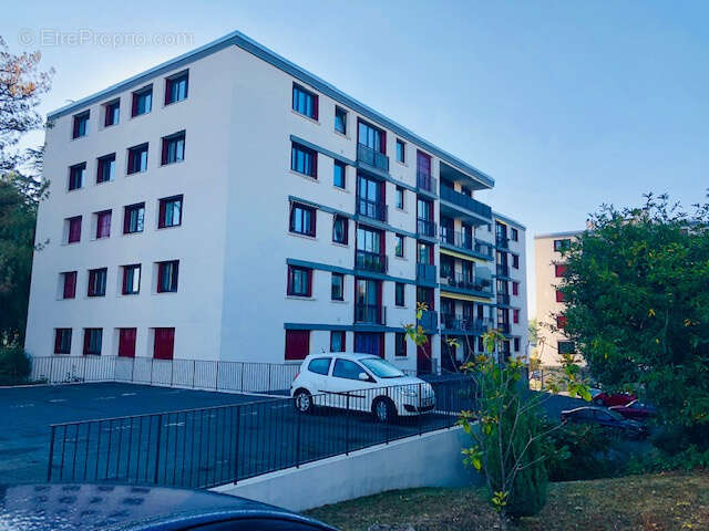 Parking à DEUIL-LA-BARRE