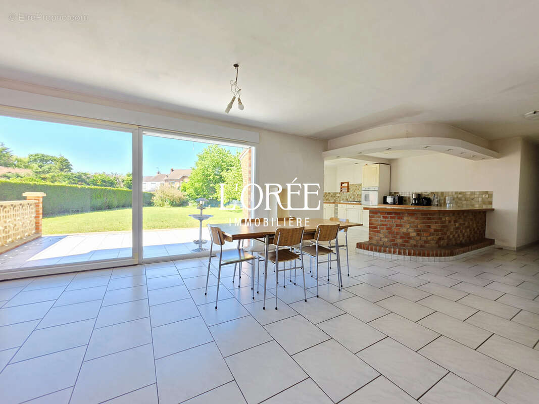 Maison à DOUVRIN