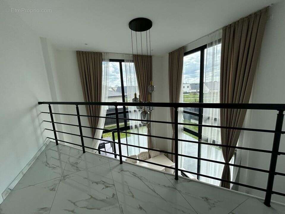 Maison à FONTAINE-ETOUPEFOUR