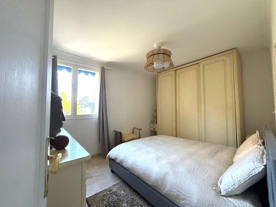 NICE-SAINT-MARGUERITE, 3 pièces de 58 m² avec balcon et cave - photo 5