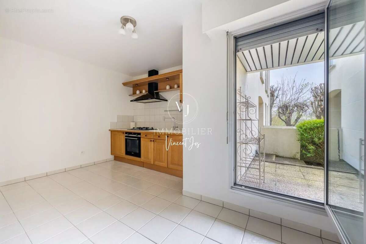 Appartement à BOUGIVAL