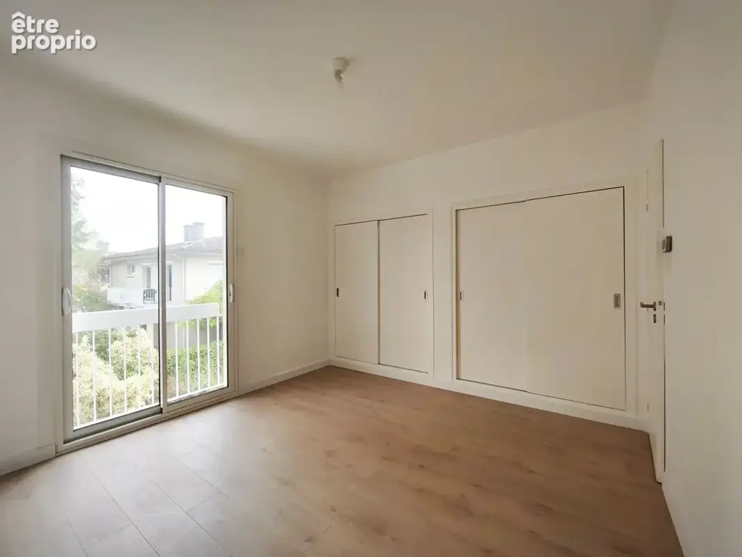 Villa individuelle rénovée 130 m²  Suite parentale RDC  Grand jardin 768 m²  DPE B Villeneuve-Tolosane - photo 12