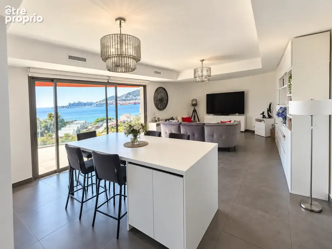 T3 de 108 m2   Terrasse   Vue mer panoramique   2 stationnements - photo 1