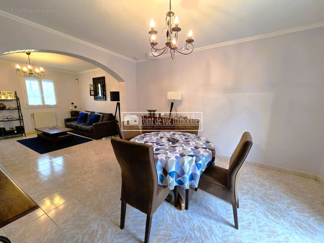 Maison à SAVIGNY-SUR-ORGE