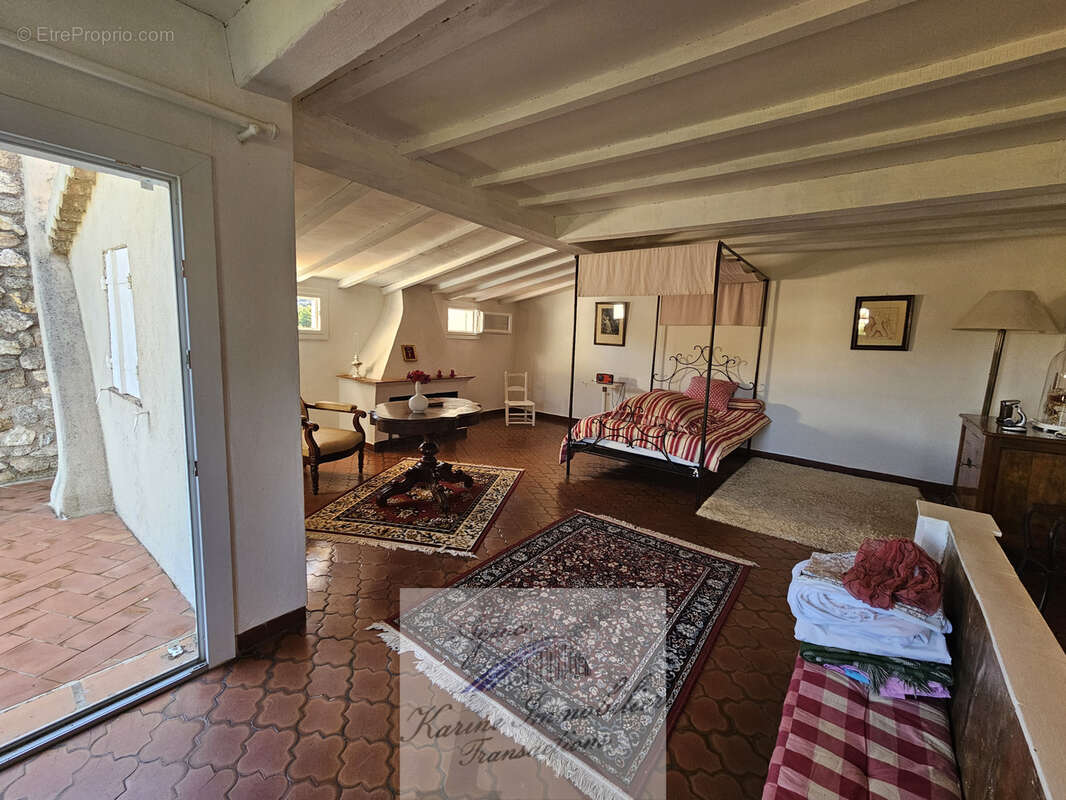 Maison à PLAN-DE-LA-TOUR
