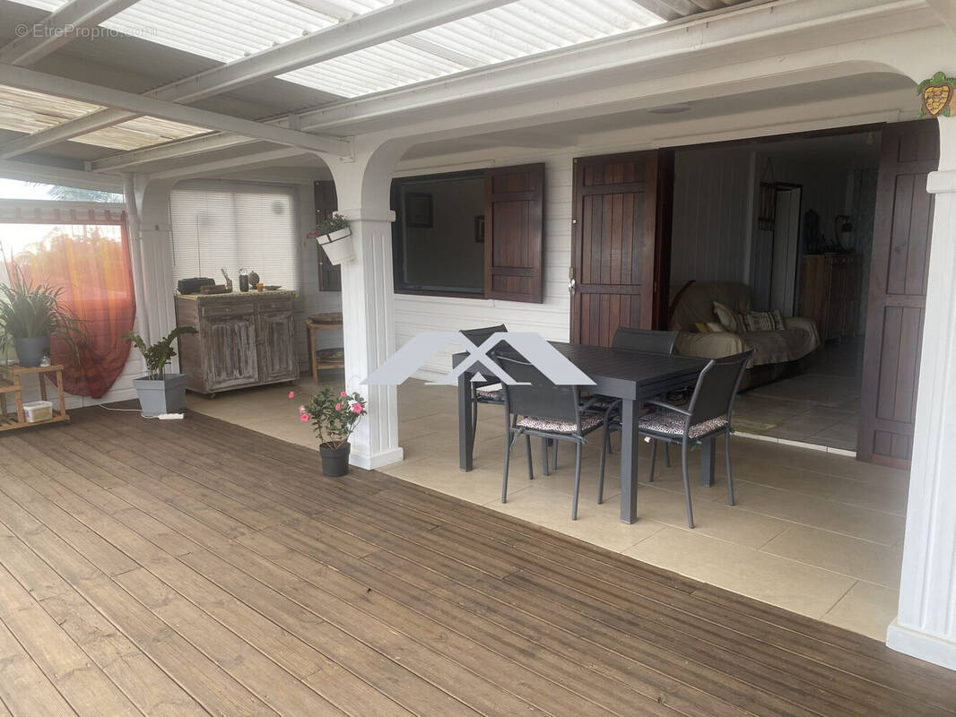 Maison à PETITE-ILE