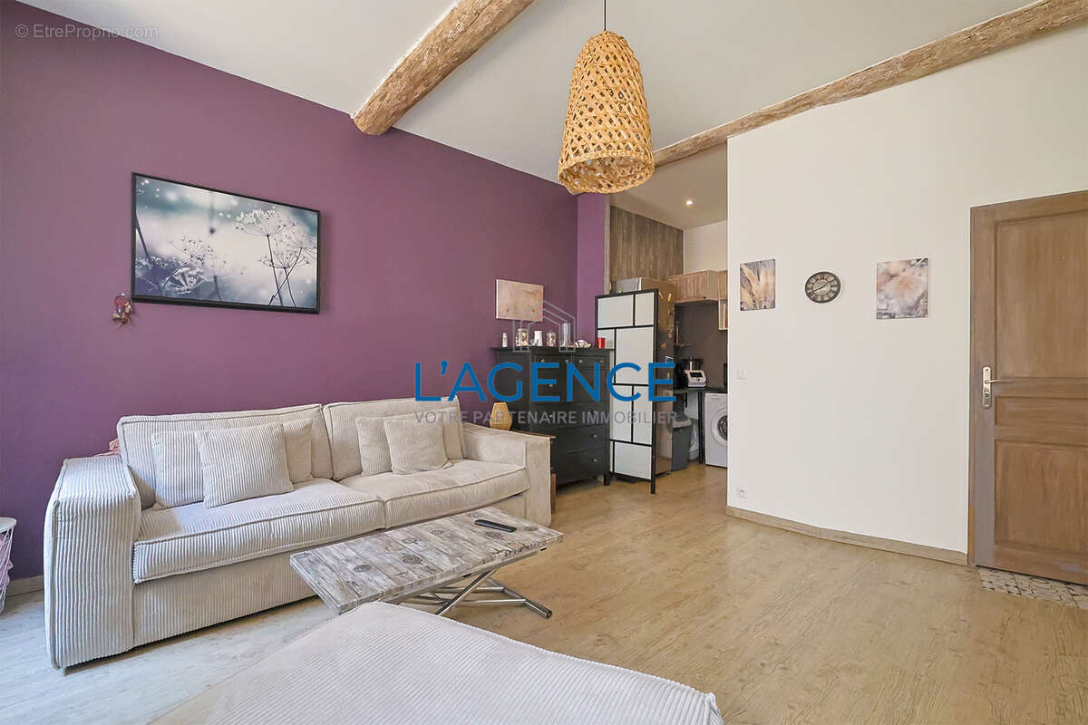 Appartement à HYERES