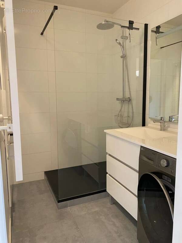 Appartement à LE PERREUX-SUR-MARNE