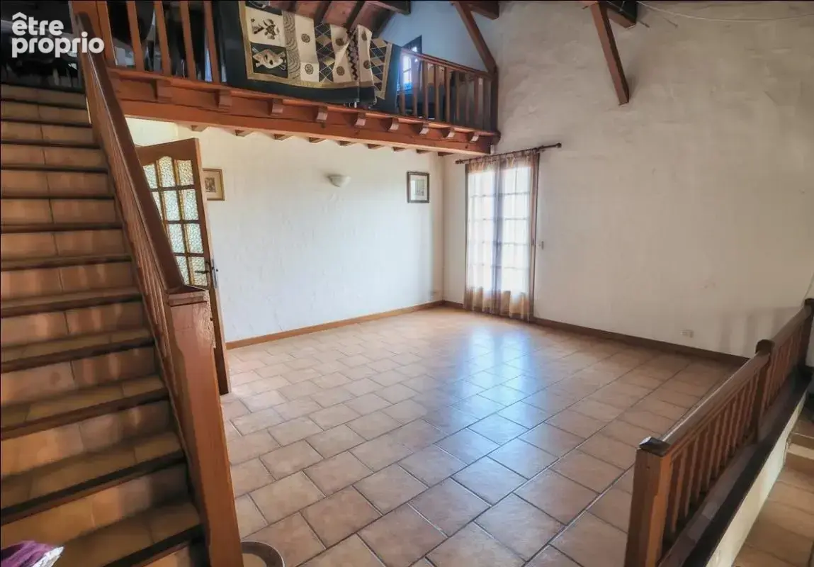 NUE PROPRIETE Maison de pays Mouguerre 10 pièce(s) 230 m2 - photo 7