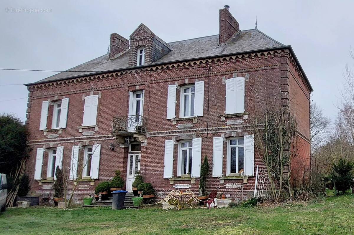 Maison à ESCLES-SAINT-PIERRE