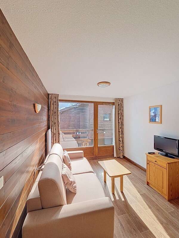 Julie Dos Reis vous présente un appartement à vendre - 2 pièces - Hauteluce - Les Saisies (73) - photo 2