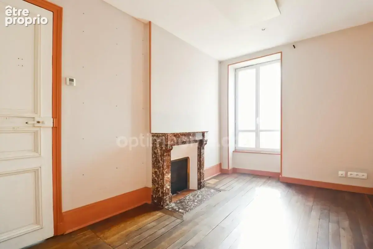 Maison de Charme et de Caractère -175 m² environ - 10 pièces - 7 chambres - Terrain 1450 m² environ - SAINT SULPICE LES FEUILLES - photo 15