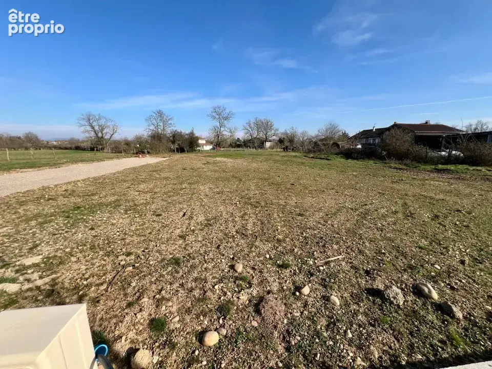 Terrain à VIRIAT