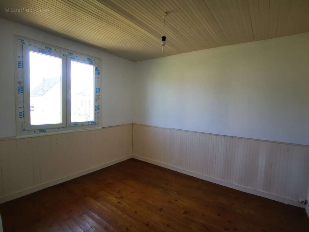 Maison à EMBREVILLE