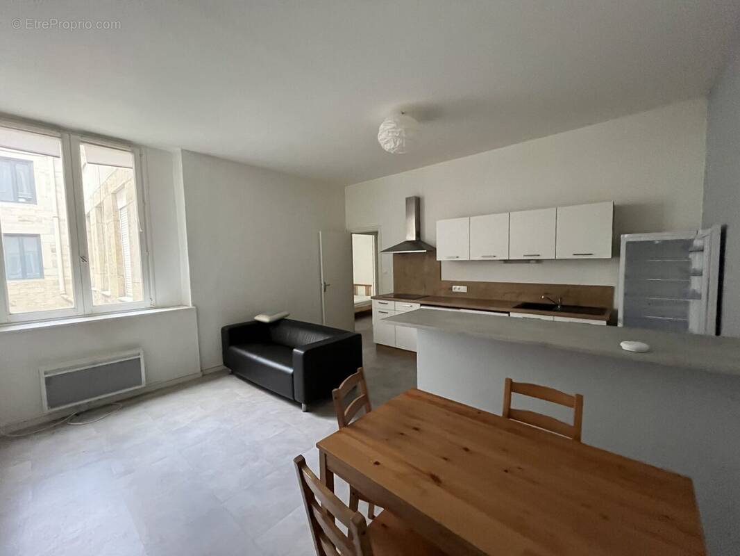 Appartement à SAINT-ETIENNE