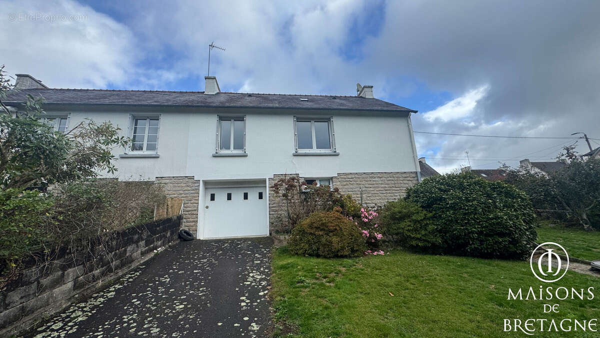 Maison à PONT-AVEN