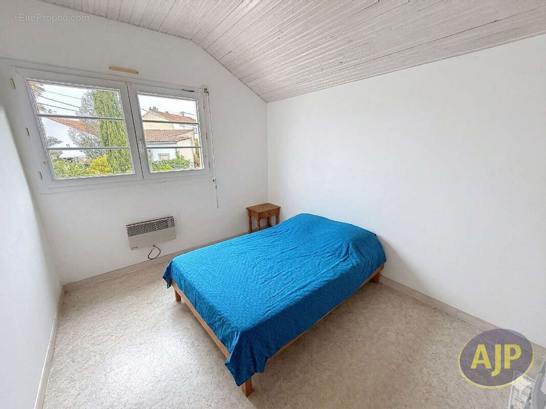 Maison à LA ROMAGNE