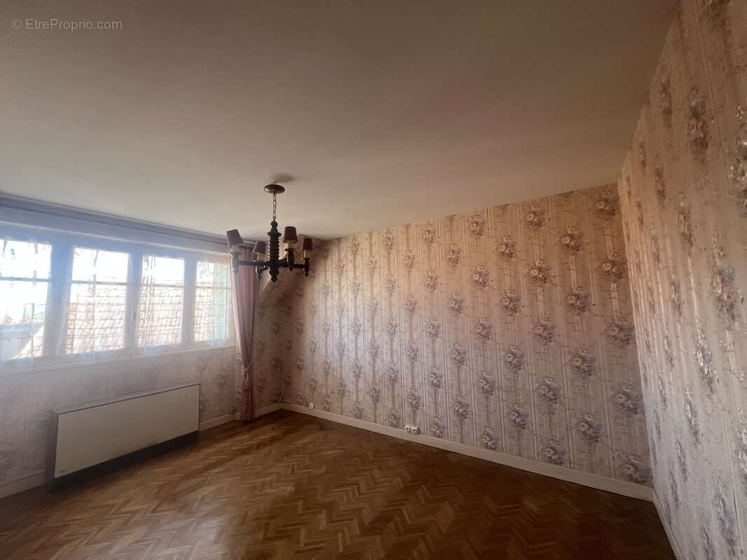 Maison 115 m² à Chateaumeillant  - photo 30