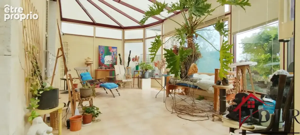 Maison d'artiste, dix pièces, 330 mètres carrés - photo 12