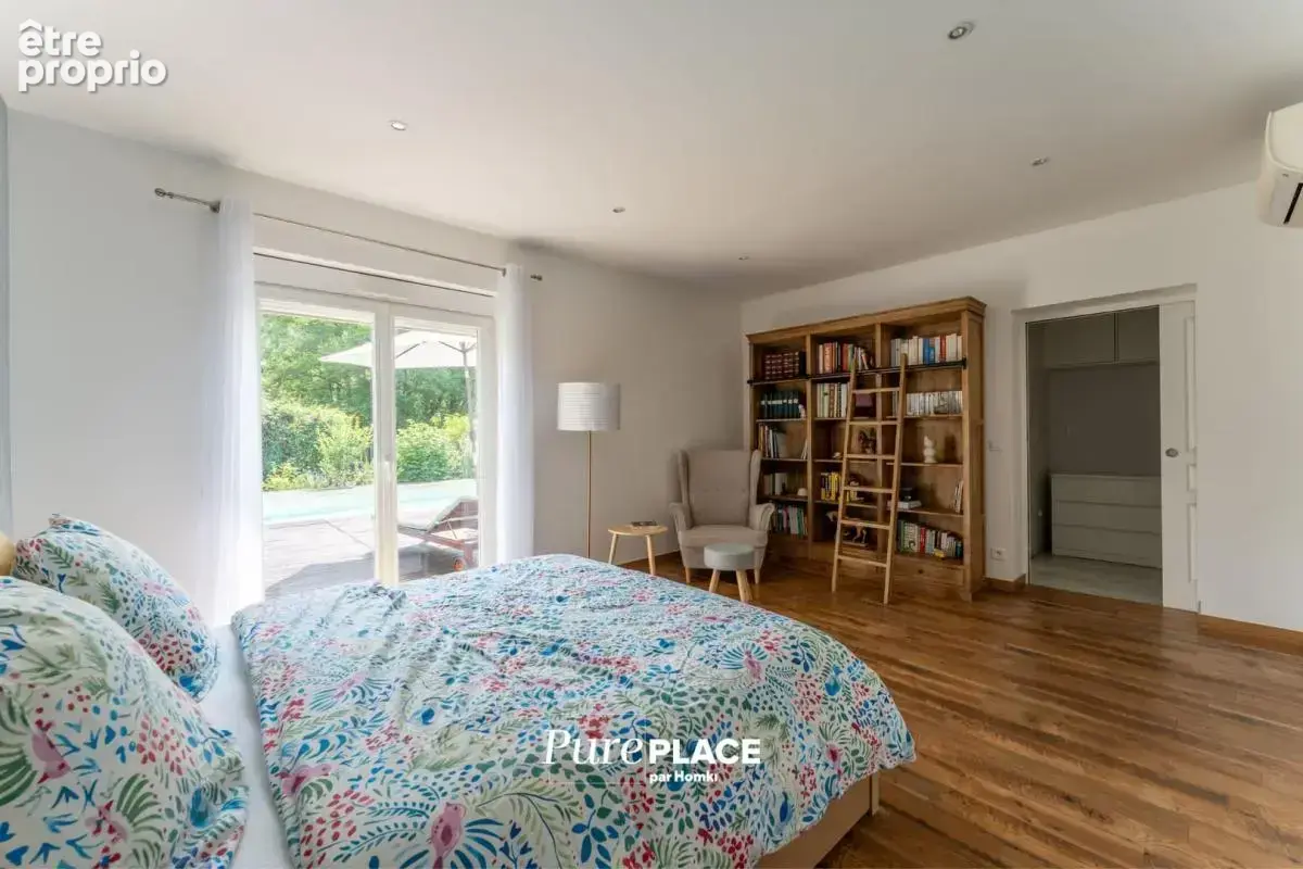 Maison/Villa T7 de 268 m² à Izon 33450 - photo 10