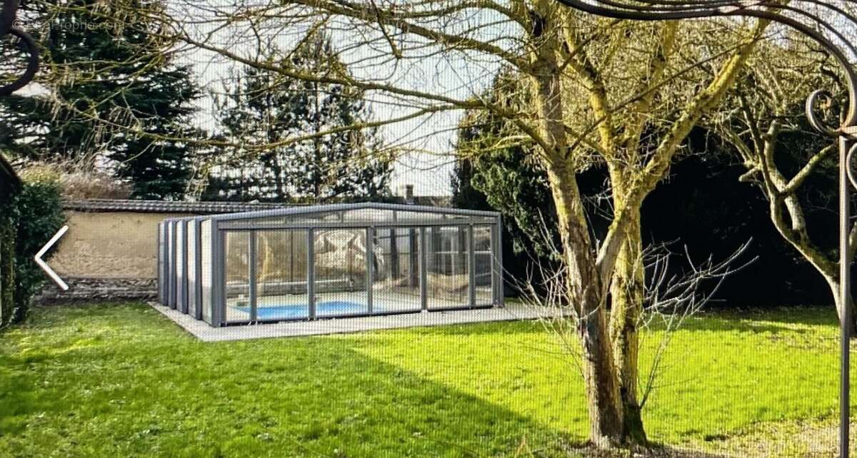 Maison 315 m² à Evreux  - photo 7